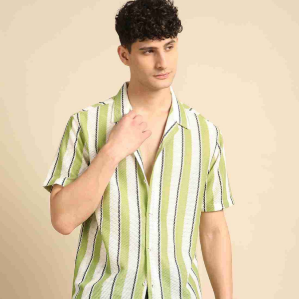 Men Regular Fit Striped Lapel Collar Casual Shirt - Image 3