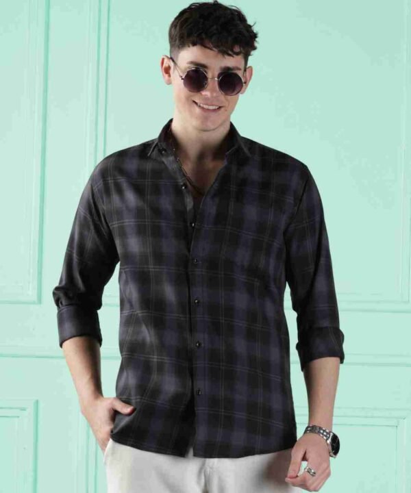 Men Regular Fit Checkered Spread Collar Casual Shirt - Image 5